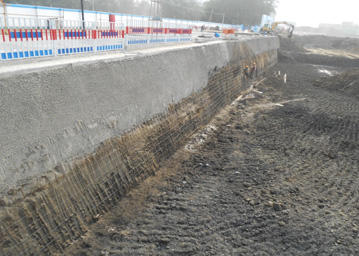 現(xiàn)場基坑設(shè)計及施工照片